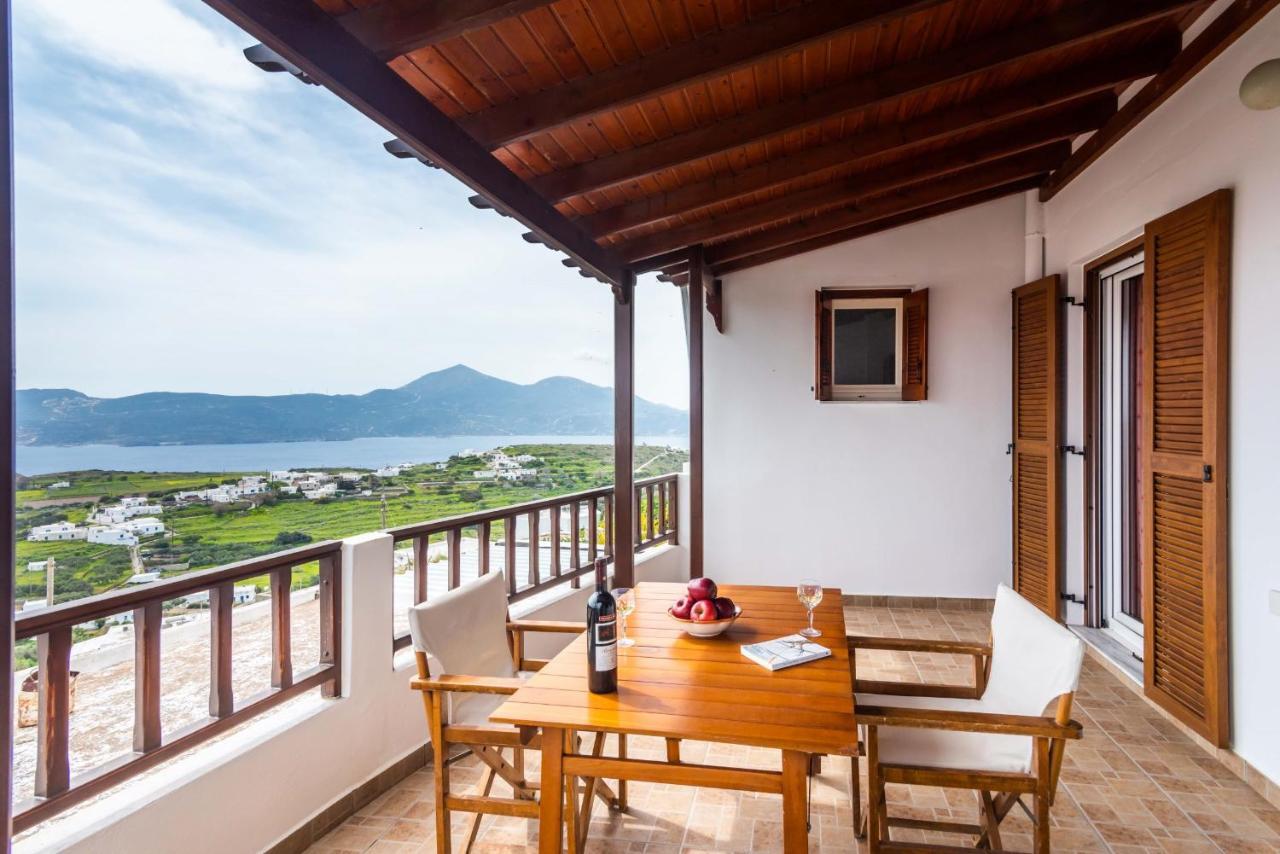 Uncle John'S House With View Villa Трипити Екстериор снимка